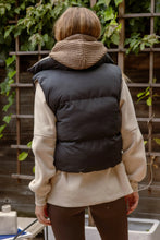 Load image into Gallery viewer, Reversible Zip Up Cropped Puffer Vest