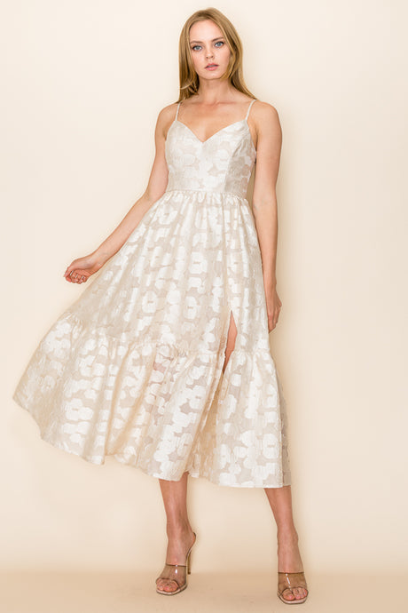 Sweet Heart Neck Line Midi Dress With Texture Fabric And A Slit On The Skirt